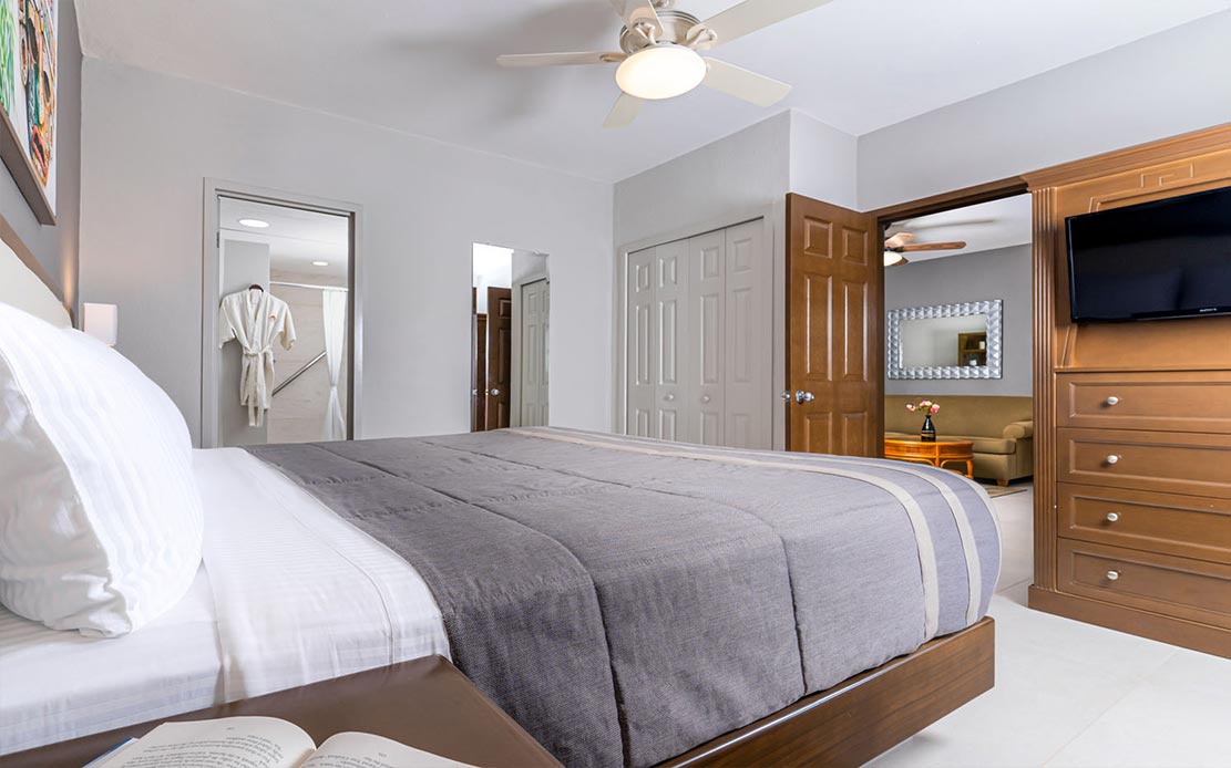BEAUTIFUL OCEANVIEW ACCOMMODATIONS